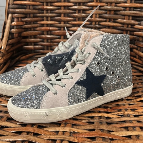 Vintage Havana NWT  Silver Glitter High-Top Sneakers - Picture 1 of 11